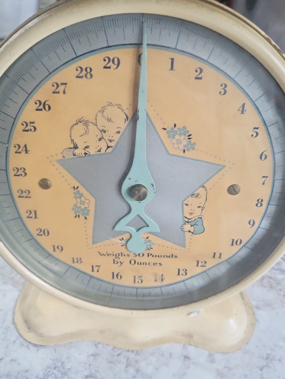 Vintage Shabby Chic Baby 30 Lb Metal Scale - Picture 9 of 10